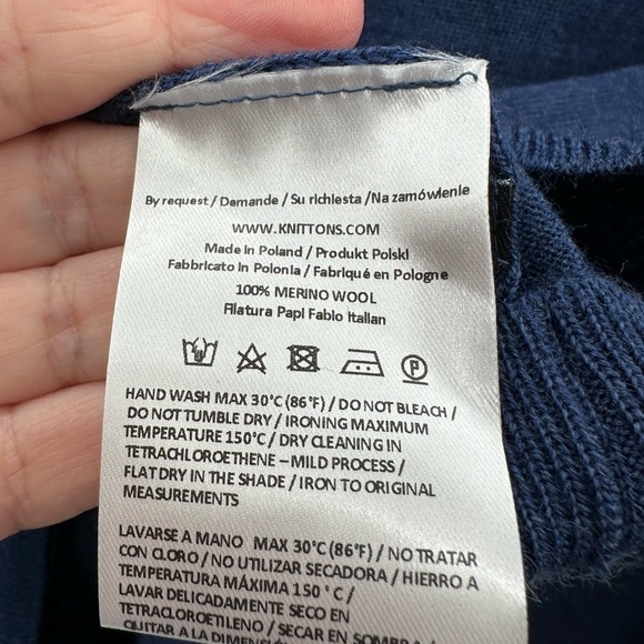 Knittons blue wool long sleeve crew neck woman’s pullover sweater. Small - Picture 8 of 10